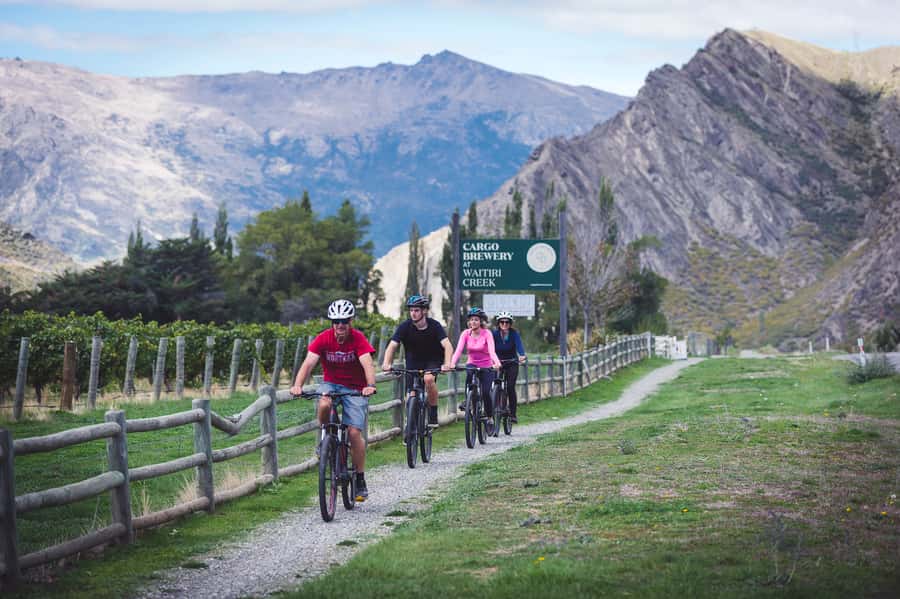 Queenstown: Self-Guided Gibbston Valley Wineries Bike Tour - Along the Arrow and Kawarau rivers
