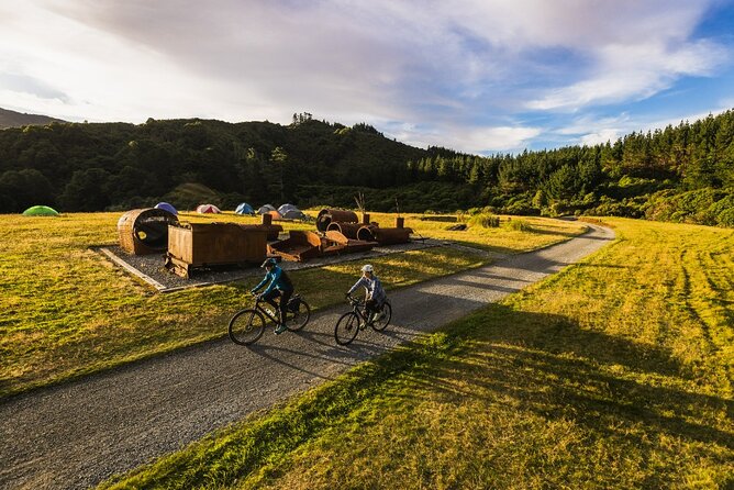 Remutaka Rail Trail Mountain Bike Explorer Cycle Tour - The final rocky section and Featherston option