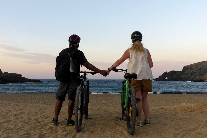 Romantic Cycling Tour with Private Picnic at the beach - What the $150.85 price means