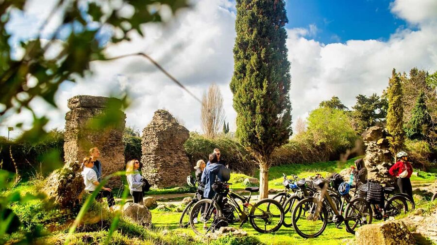 Rome: Appian Way Aqueducts Bike Tour (UPG Catacombs & Lunch) - Why the Appian Way makes a fine bike ride