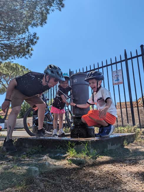 Rome: Appian Way, Aqueducts, & Catacombs E-Bike Guided Tour - Riding the Appian Way for 70 minutes