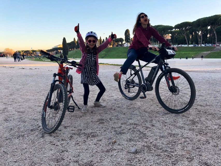Rome: Appian Way E-Bike Tour Catacombs, Aqueducts & Picnic - The Aurelian Walls and the First Ride