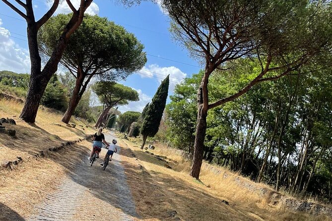 Rome: Appian Way E-bike Tour, Catacombs, Aqueducts & Transfer - Why this is a smart way to leave central Rome
