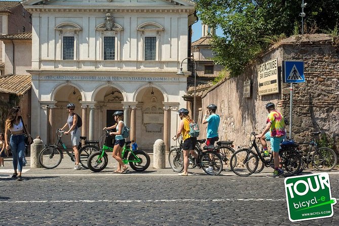 Rome: Appian Way E-bike Tour, Catacombs, Aqueducts & Transfer - The catacombs of San Callisto or San Sebastiano