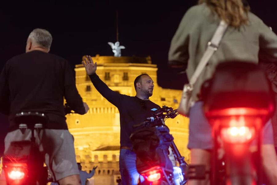Rome by Night: E-bike Small Group Tour -Food & Wine (Option) - Trajan’s Market and the final approach to the Colosseum