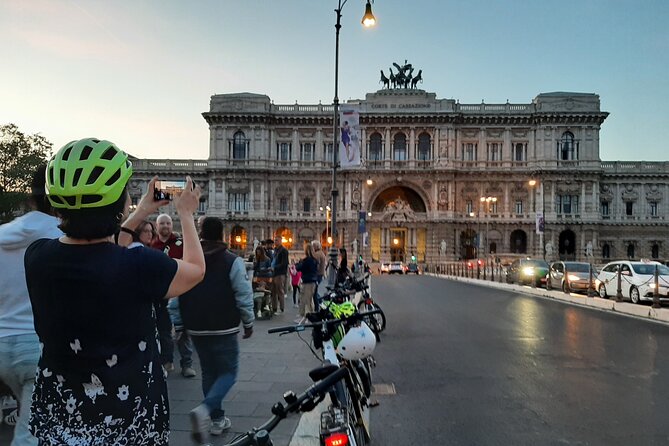 Rome by Night E-Bike Tour with Pizza Option - Piazza Venezia and the Capitoline Hill