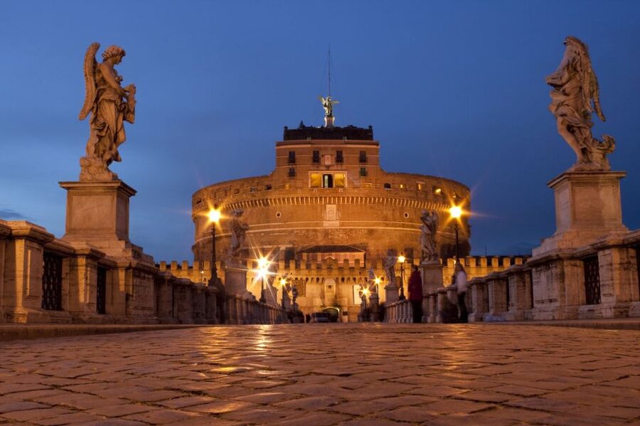 Rome By Night: Small Group E-Bike Tour - The Spanish Steps and the ride through central Rome