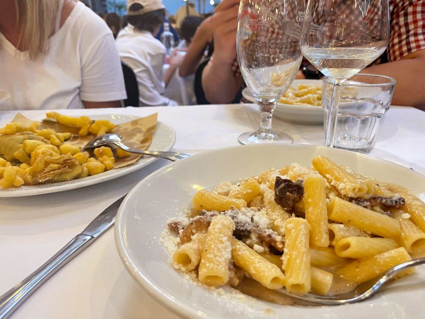 Rome: Cannondale E-Bike Evening Tour with Optional Dinner - Spanish Steps and Trevi Fountain in their nightly glow