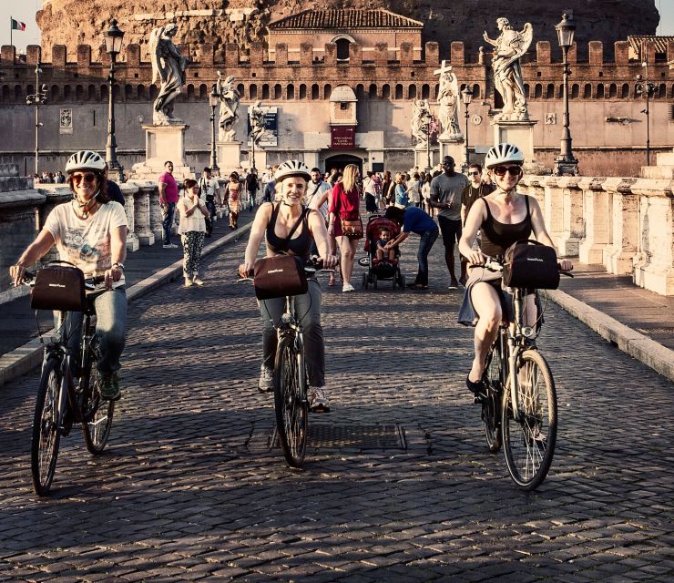 Rome: Panoramic Off-the-beaten-track Cannondale E-Bike tour - Campo de’ Fiori brings the route back to street life