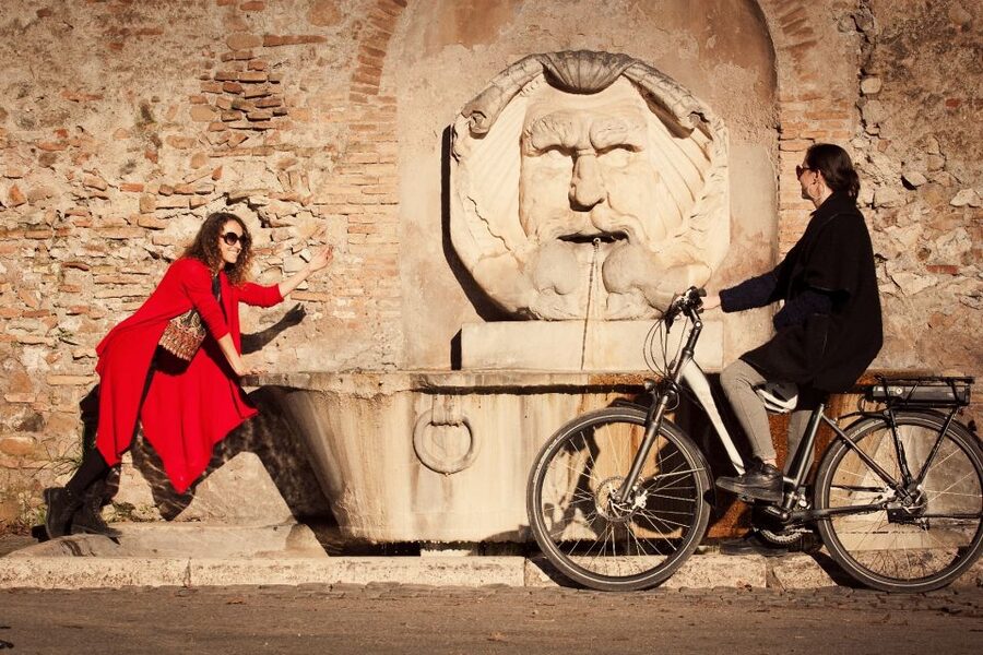 Rome: Panoramic Off-the-beaten-track Cannondale E-Bike tour - Capitoline Hill and the Roman Forum
