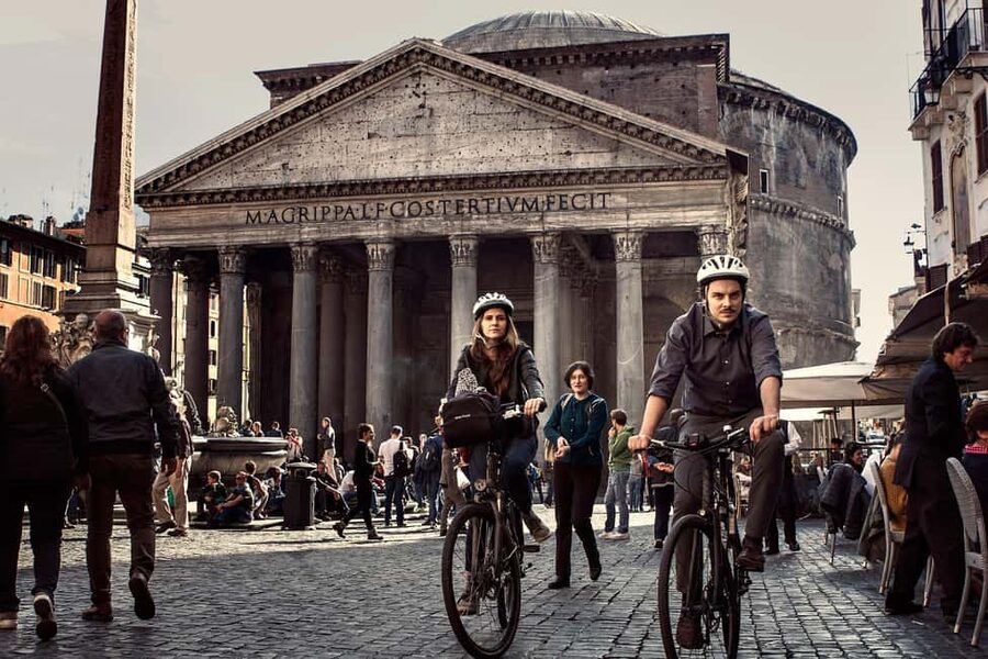 Rome: Taste of Rome by quality Cannondale E-Bike - Imperial Rome Along Trajan’s Column