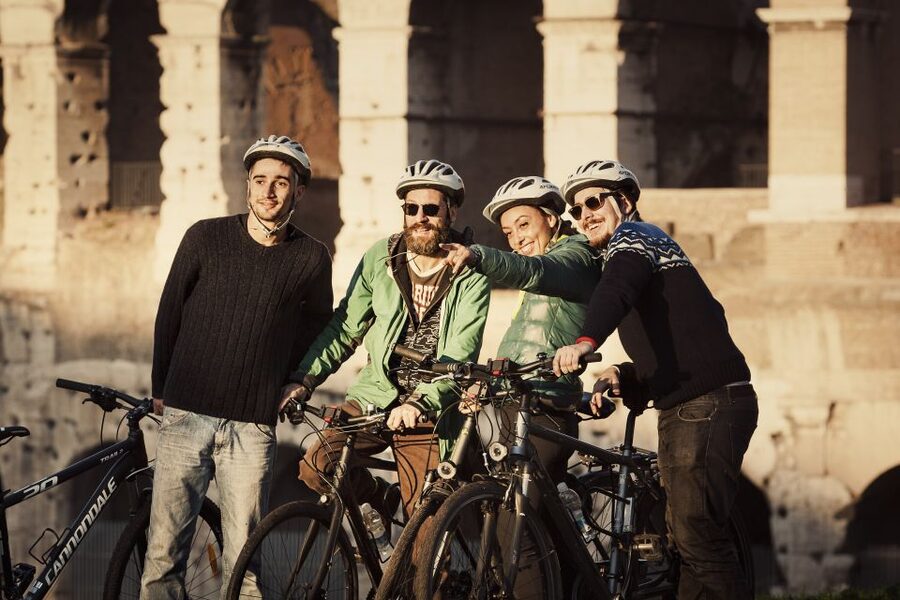 Rome: Top Highlights & Hidden Gems Tour by Cannondale E-Bike - Piazza Navona and the Pantheon