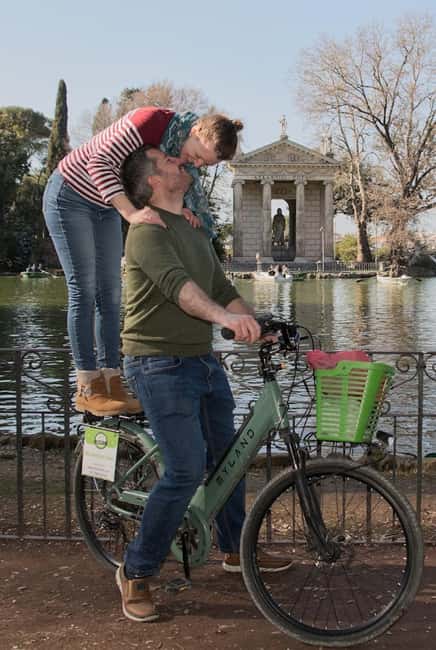 Rome: Villa Borghese E-Bike Tour (Small Group or Private) - The Pincio Terrace view over Rome
