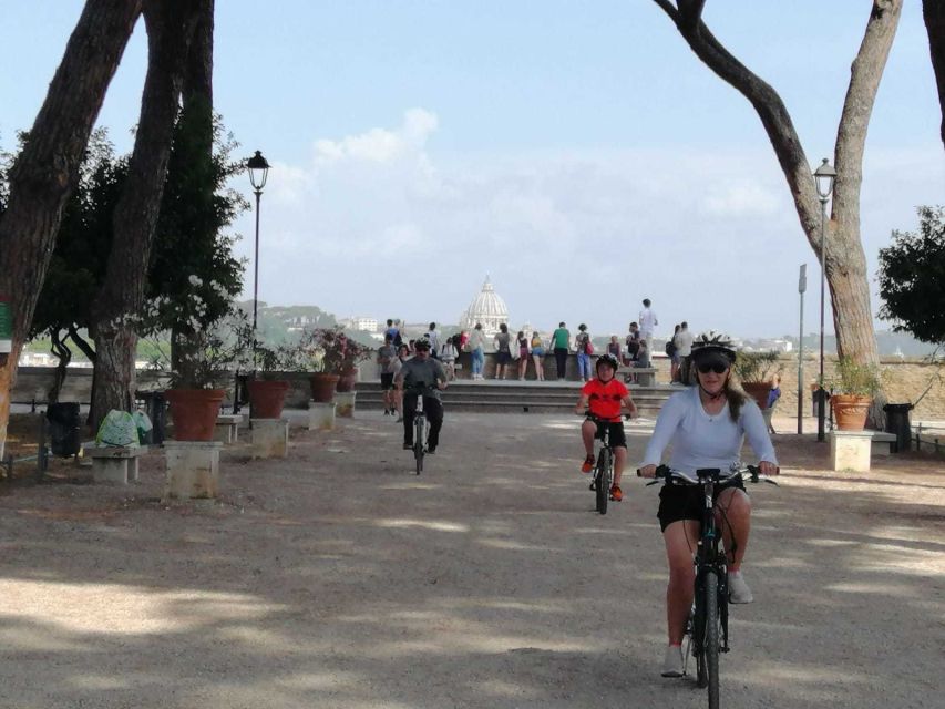 Rome: Villa Borghese E-Bike Tour (Small Group or Private) - Piazza di Siena and the Borghese Gallery area