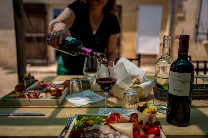 Saint-Émilion Wine Tour By Premium Electric Bike, Lunch Included - A garden lunch with wine at 12:30