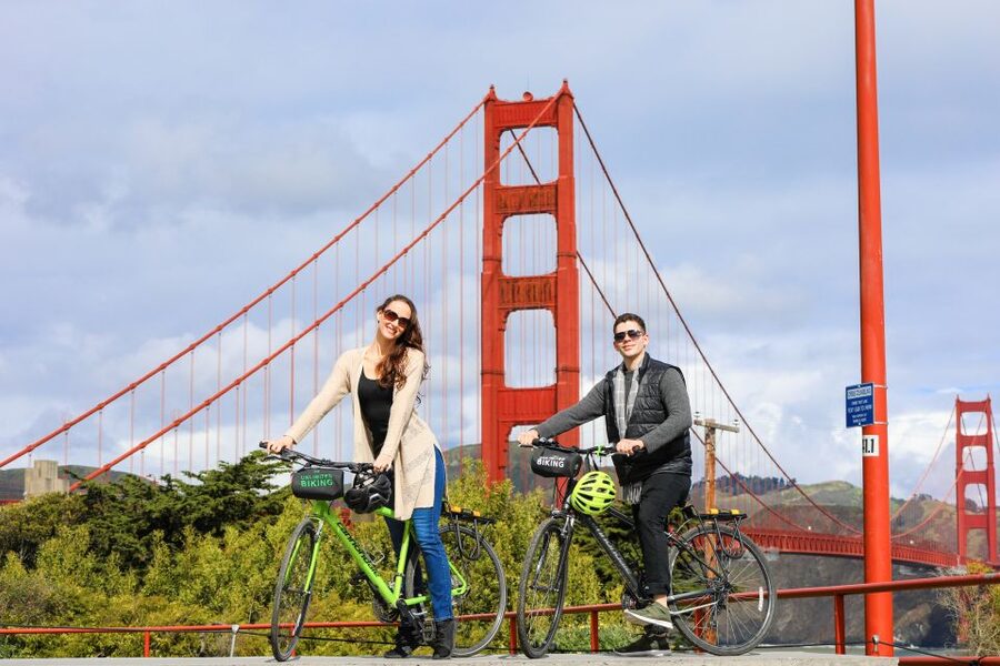 San Francisco: Bike Rental from Golden Gate Bridge with Map - Riding from Fisherman’s Wharf toward the Golden Gate Bridge
