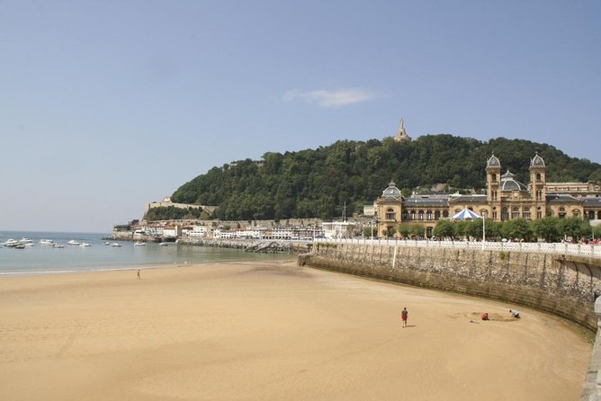 San Sebastian E-bike trour: Basque History and Cultural. - Key points at a glance