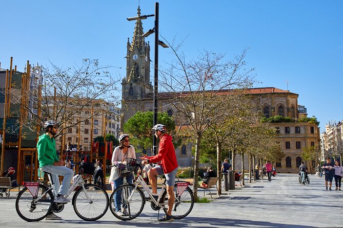 San Sebastian E-bike trour: Basque History and Cultural. - La Concha Beach and the Japanese connection
