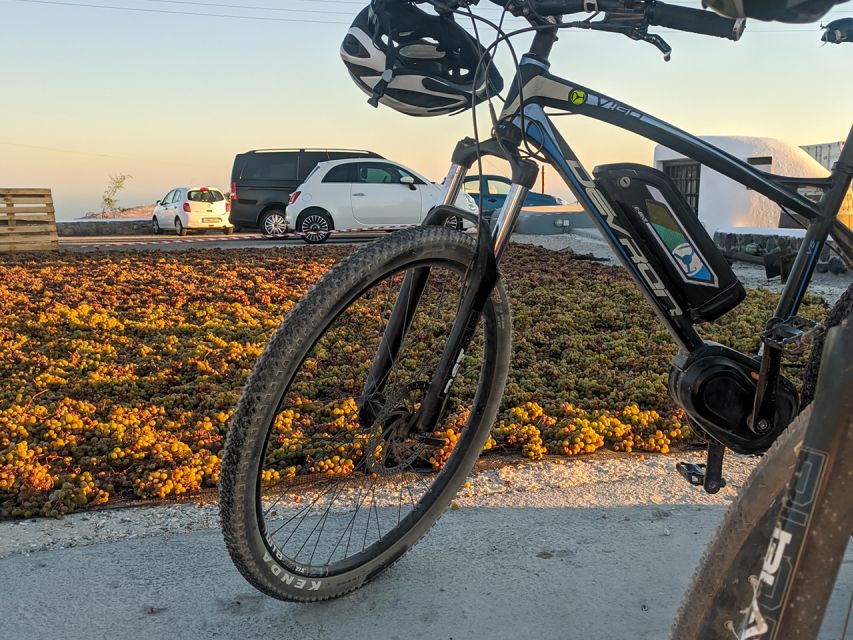 Santorini: Around the Island by Electric Bike - What the small group changes