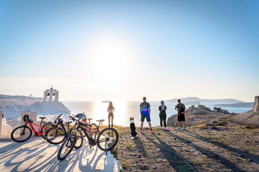 Santorini e-bike guided tours - Megalochori brings the best pause