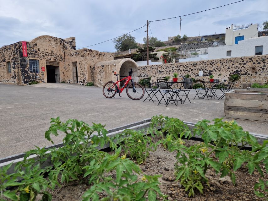 Santorini: E-Bike Sunset Tour Experience - Who should choose this ride