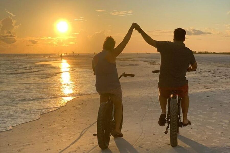 Sarasota: Siesta Key Electric Bike Sunset Tour - What $66 gets you
