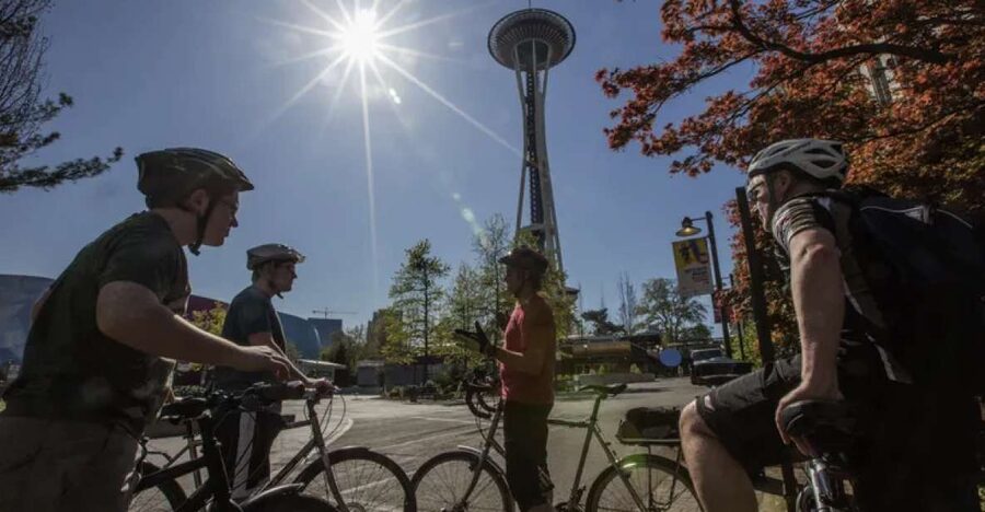 Seattle: 3 Hour Emerald City Standard Bike Tour - Why a bike is a smart way to see Seattle