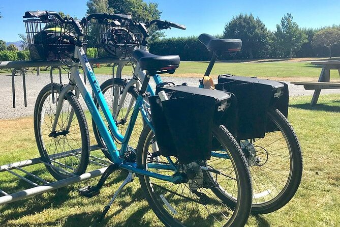 Self-Guided Wine Tours by Bike with Lorelle & Greg - A practical six-hour itinerary