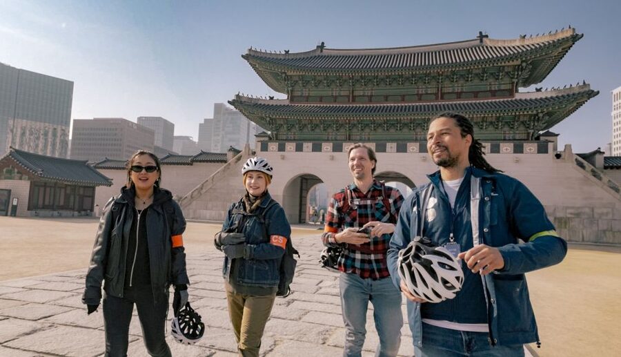 Seoul: City Highlights eBike Tour - Gyeongbokgung Palace, with a chance to see the guards