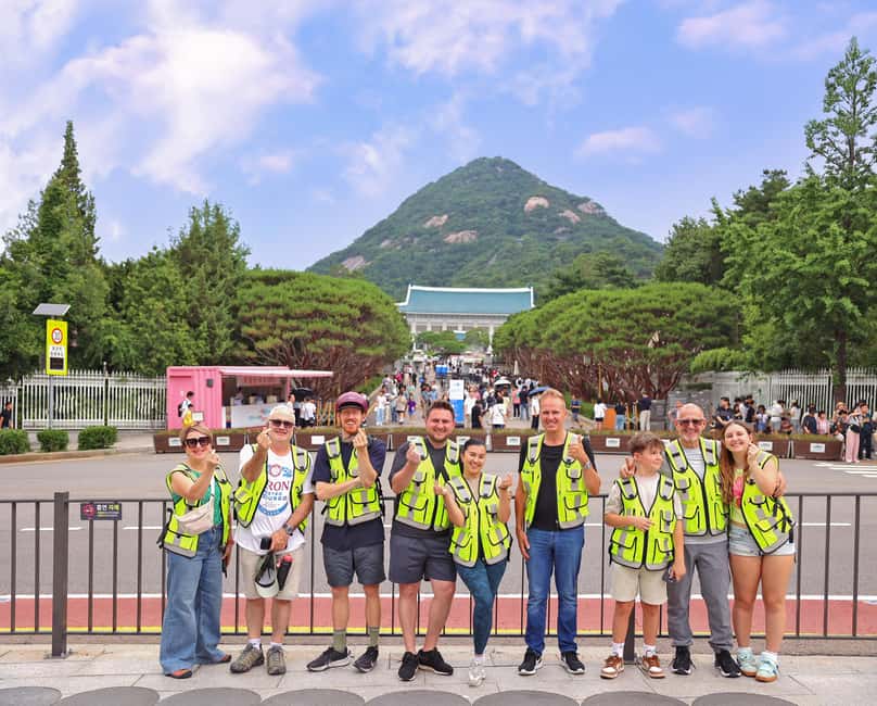 Seoul: City Highlights eBike Tour - Tongin Traditional Market adds a useful food break