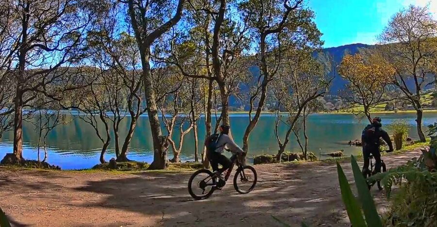 Sete Cidades: E-Bike Rental with GPS and Map Tour - The essential details at a glance