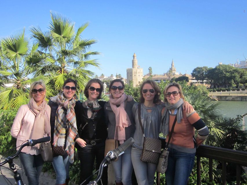 Seville: Highlights City Bike Tour - Weather, comfort, and small practical drawbacks