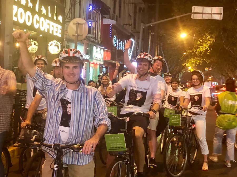 Shanghai Charming Night Small Group Bike Tour - The Bund after dark