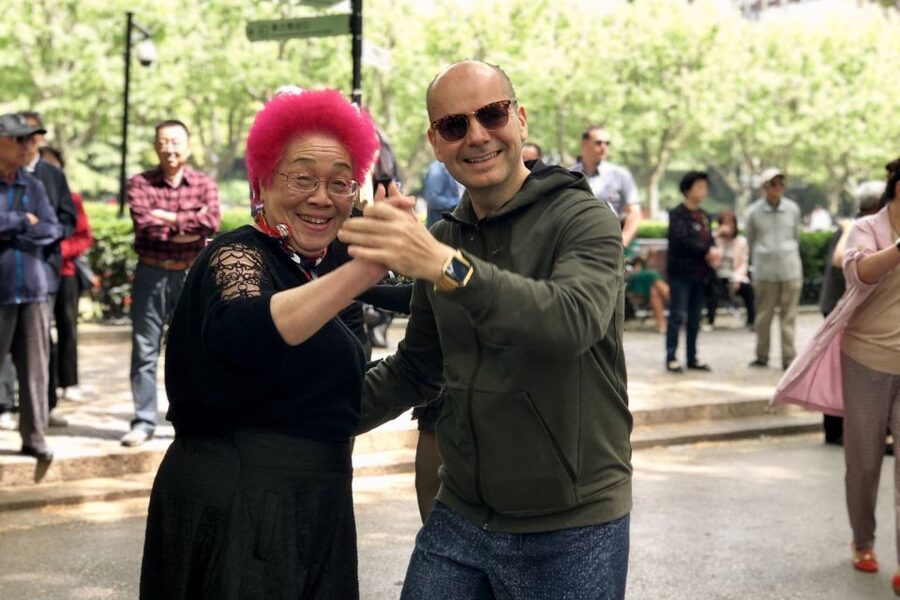 Shanghai: Half-Day Biking and Local Food Tour - Who should book this tour?