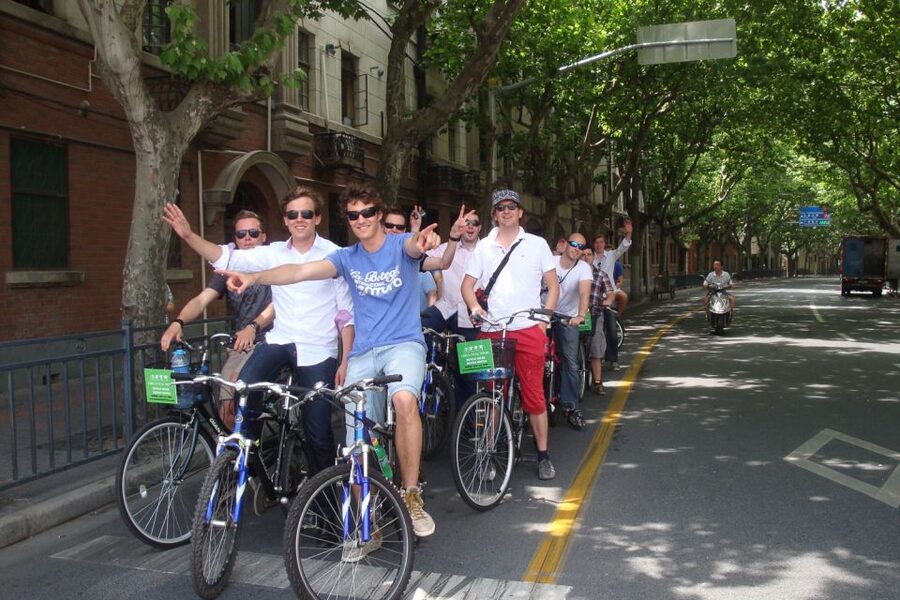 Shanghai: Half-Day Biking and Local Food Tour - What riding in Shanghai traffic really feels like