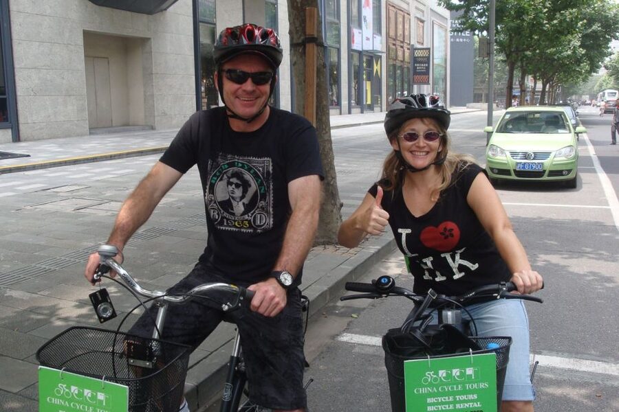 Shanghai: Half-Day Biking and Local Food Tour - Guides, group size, and the feel of the outing