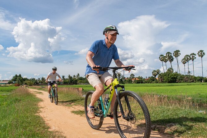 Siem Reap Countryside Bike Tour / E-Bike or Tuk Tuk - Wat Po Banteaychey and the quieter religious side of the route