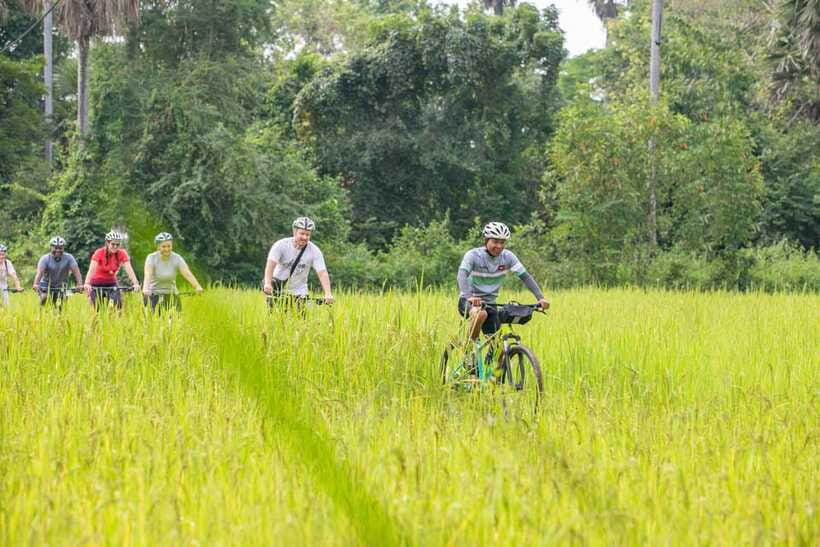 Siem Reap: Guided Countryside Bike Tour - Who should book this countryside ride?