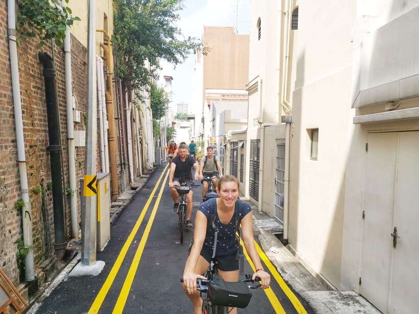 Singapore: Historical Half-Day Bike Tour - How difficult is the ride?