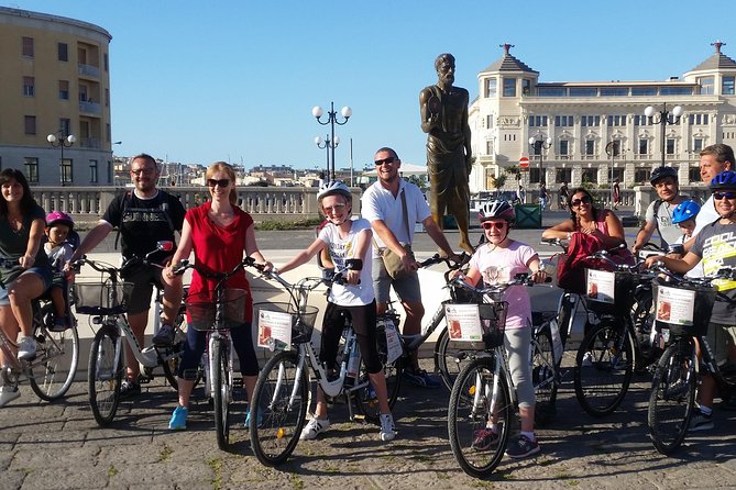 Siracusa tour on high tech bike - Why an electric bike works so well in Ortigia