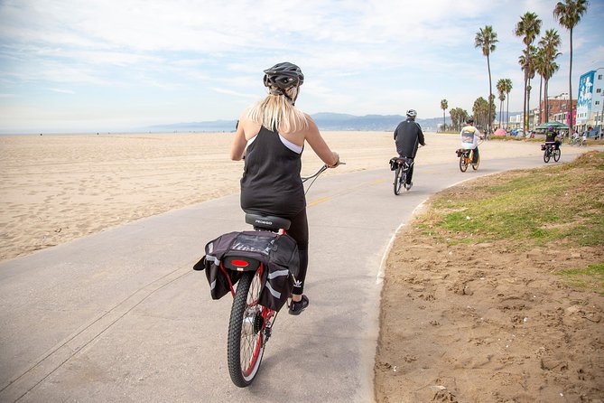 Small-Group Electric Bike Tour of Santa Monica and Venice - Meeting the guide in Santa Monica