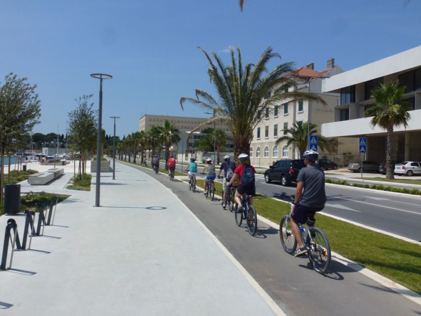 Split 3-Hour Guided Bike Tour - Guide quality and group feel