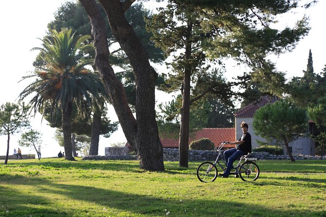 Split Electric Bicycle Tour - Riding through Split toward Marjan