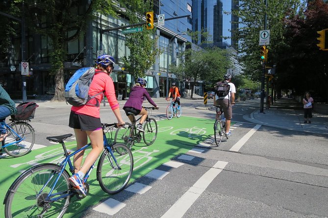 Stanley Park & Downtown - Vancouver Bike Tours - Davie Village and the West End