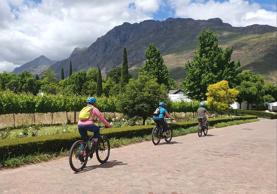 Stellenbosch: Historical Bike Tour & Wine Tasting - FAQ