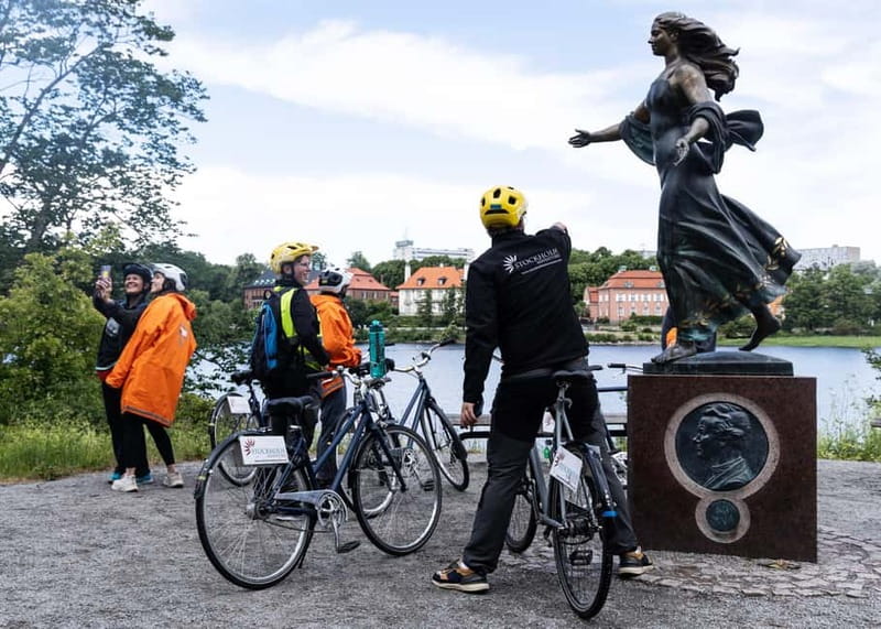 Stockholm: Guided Bike Tour - The guides make or break the outing