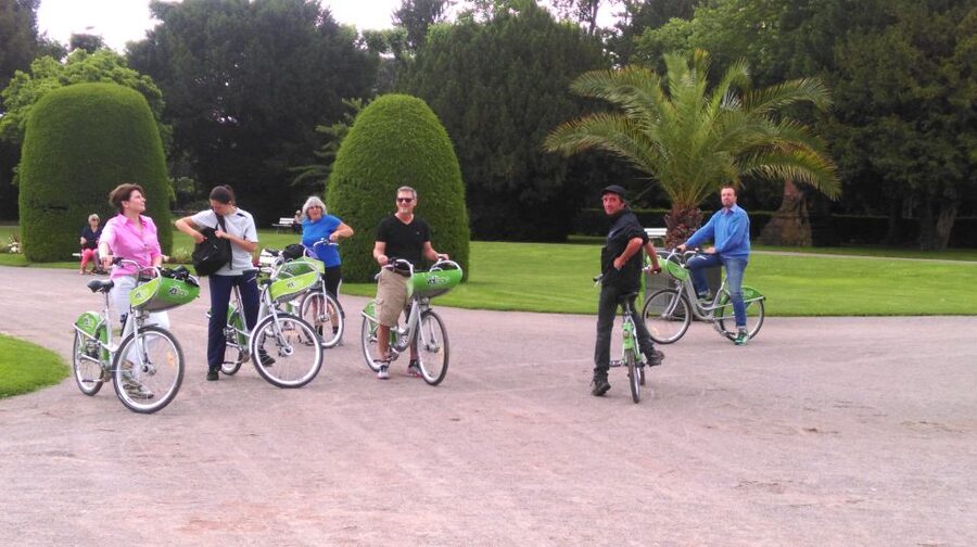 Strasbourg: Guided Bike Tour with a Local Guide - Starting in Strasbourg and getting your bearings