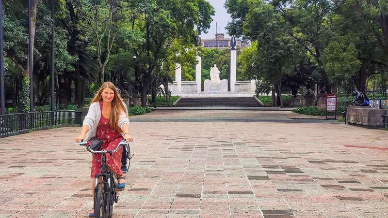 馃煝Street Food Bike Tour Mexico City馃煝 - Riding safely through Mexico City traffic