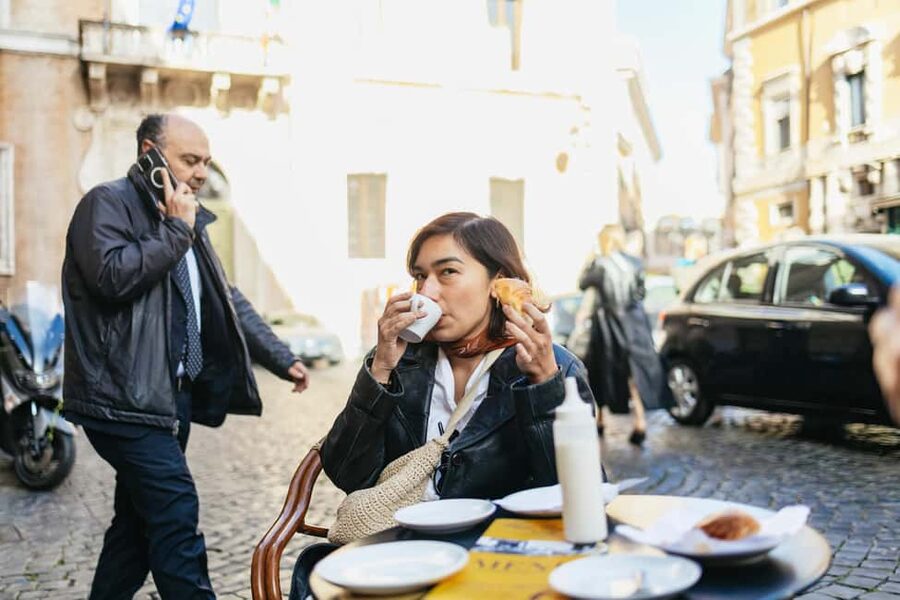 Sunrise in Rome: Small Group E-Bike Tour & Italian breakfast - Starting near Santa Maria Maggiore