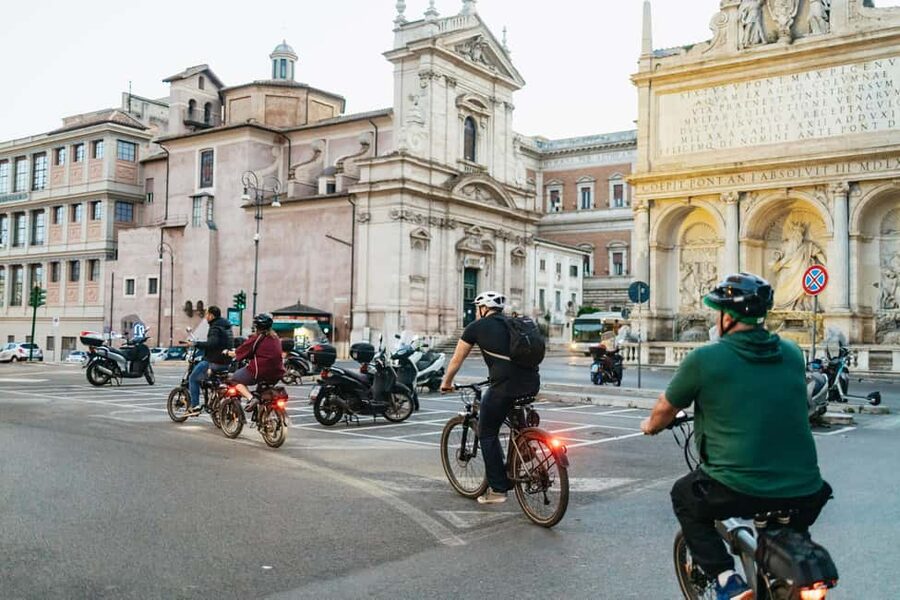 Sunrise in Rome: Small Group E-Bike Tour & Italian breakfast - Trevi Fountain without the usual crush